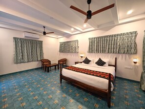 Chambre Double Confort, vue jardin | Climatisation