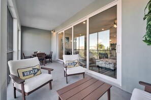 Interior - Luxury Condo at Margaritaville, Beach just minutes away! (Bradenton)