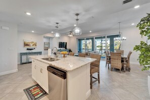 Interior - Luxury Condo at Margaritaville, Beach just minutes away! (Bradenton)