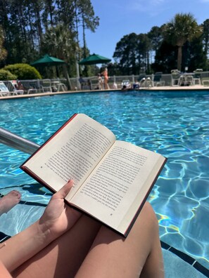 Pool - 3BR / upgraded /Ground level / stunning Golf course view / 5miles to beach (Sunset Beach)