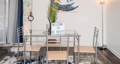 Upscale 2 Queen Beds/2 Bath in Charlotte University Area