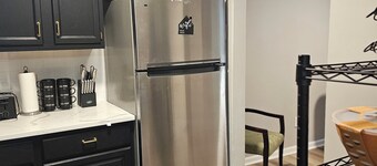 Family-Friendly 4BR Home in Elkton - AC, High-Speed WiFi & Relaxing Vibes