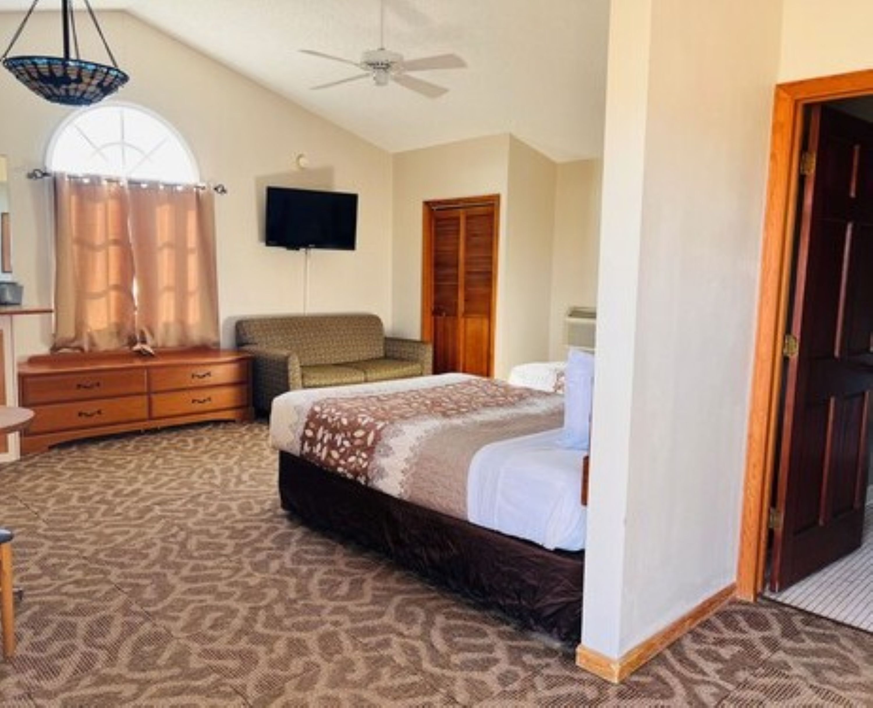 Suite, 2 Queen Beds, Non Smoking | Desk, iron/ironing board, free WiFi, bed sheets