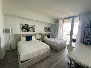 1 Schlafzimmer, Schreibtisch, BĂŒgeleisen/BĂŒgelbrett, WLAN