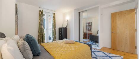 2 sovrum, strykjärn/strykbräda, wi-fi och sängkläder