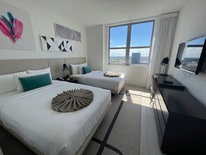 2 slaapkamers, een bureau, een strijkplank/strijkijzer, wifi