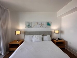 1 bedroom, desk, iron/ironing board, WiFi - Hallandale Beach Beautiful Apt w/Incredible views (Hallandale Beach)