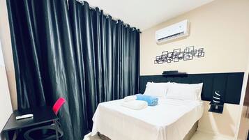 1 habitación, tabla de planchar con plancha, wifi y ropa de cama