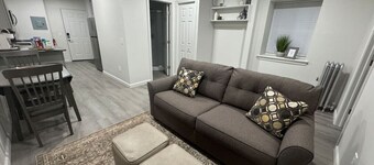 Stylish 1BR at The Blend