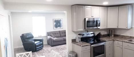 Produits de nettoyage écologiques fournis