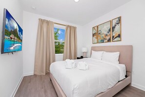 5 chambres, bureau, fer et planche à repasser, Wi-Fi gratuit