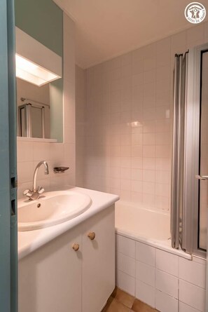 Shower, hair dryer