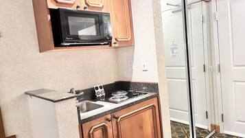 Mikrobølgeovn, kaffe-/temaskine