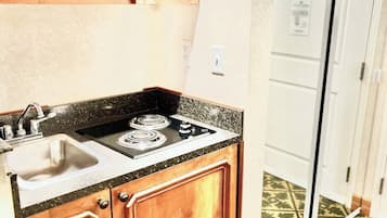 Microwave, coffee/tea maker