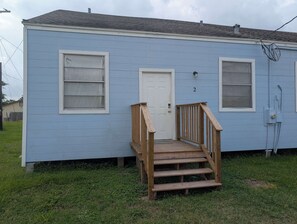 Exterior - Cozy Coastal Retreat Apt Ingleside! (Ingleside)