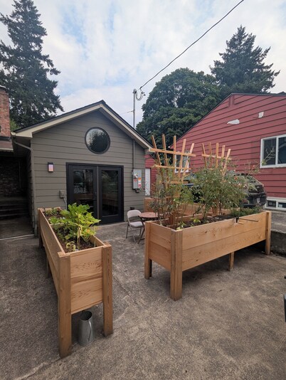 Eco-friendly Tiny Home in Alberta Arts District
