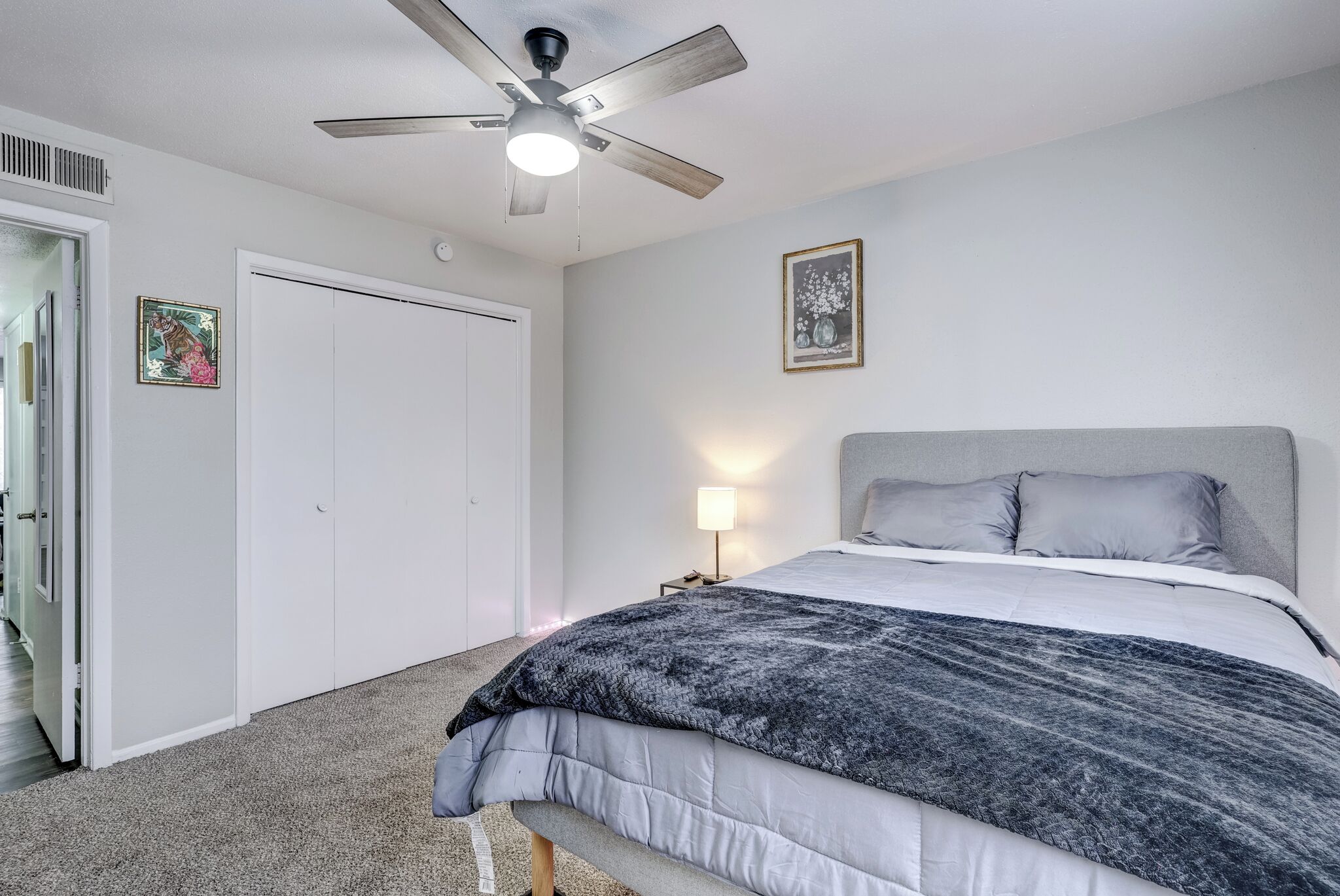 2 soverom, strykejern/-brett, wi-fi og sengetøy