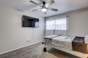 2 bedrooms, iron/ironing board, WiFi, bed sheets