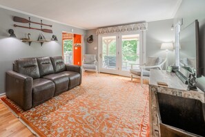 Smart-TV, videospill og bordtennis