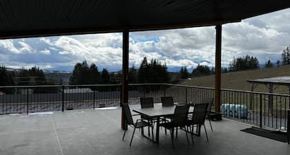 Silver Oak Retreat | Luxe Stay