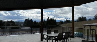 Silver Oak Retreat | Luxe Stay