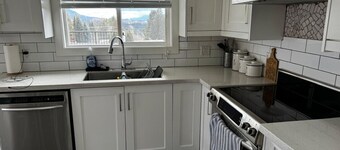 Silver Oak Retreat | Luxe Stay