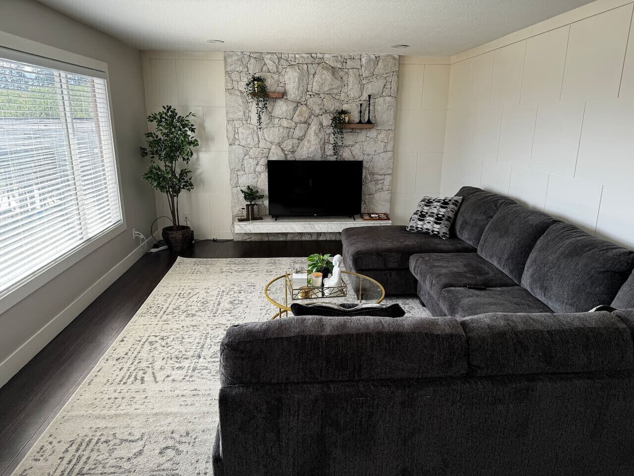 Télévision, chaîne hi-fi