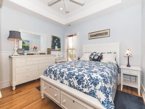 2 slaapkamers, een strijkplank/strijkijzer, gratis wifi, beddengoed