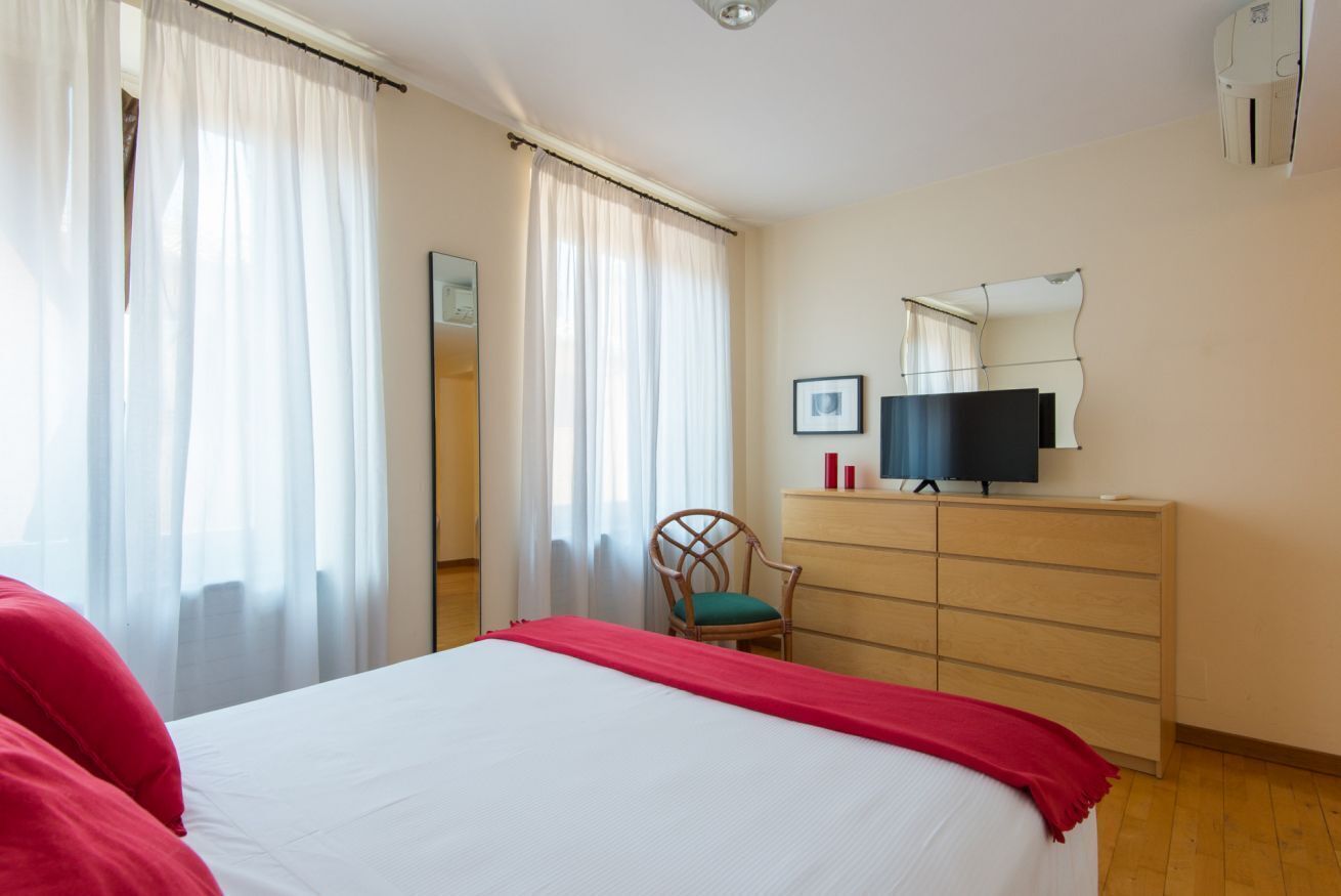 2 makuuhuonetta, Wi-Fi, vuodevaatteet