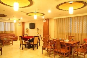 Dining - Jinmei Hotel (Jiaoling)