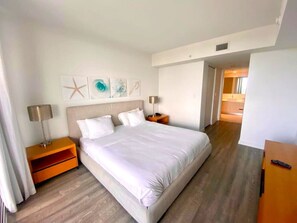 1 Schlafzimmer, Schreibtisch, Bügeleisen/Bügelbrett, WLAN