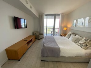 1 camera, una scrivania, ferro/asse da stiro, Wi-Fi