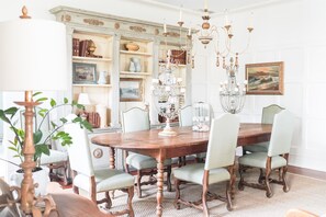تناول الطعام
