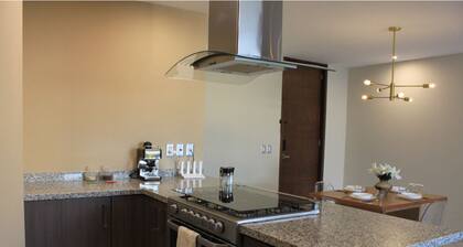 High CityView 2 BedRoom / Daily Cleaning