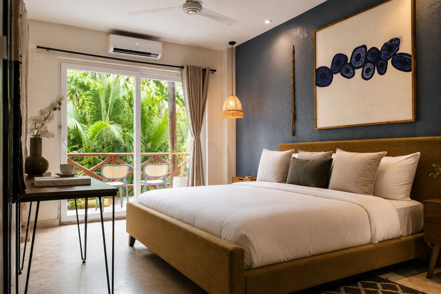 2 bedrooms, desk, free WiFi, bed sheets