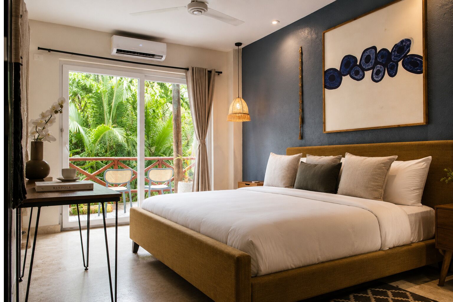 2 bedrooms, desk, free WiFi, bed sheets