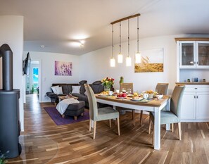 Rumah | Tempat makan