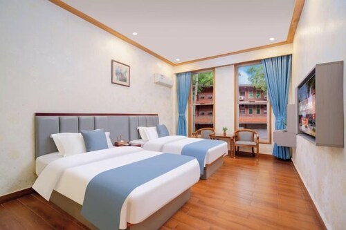 Meizhou Tiandiren Garden Hotel (Meijiang Meixian People’s Square)