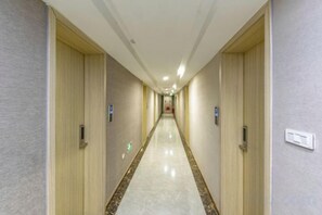 Unclassified image, 5 of 34, button - Wenxie Hotel (Hangzhou)
