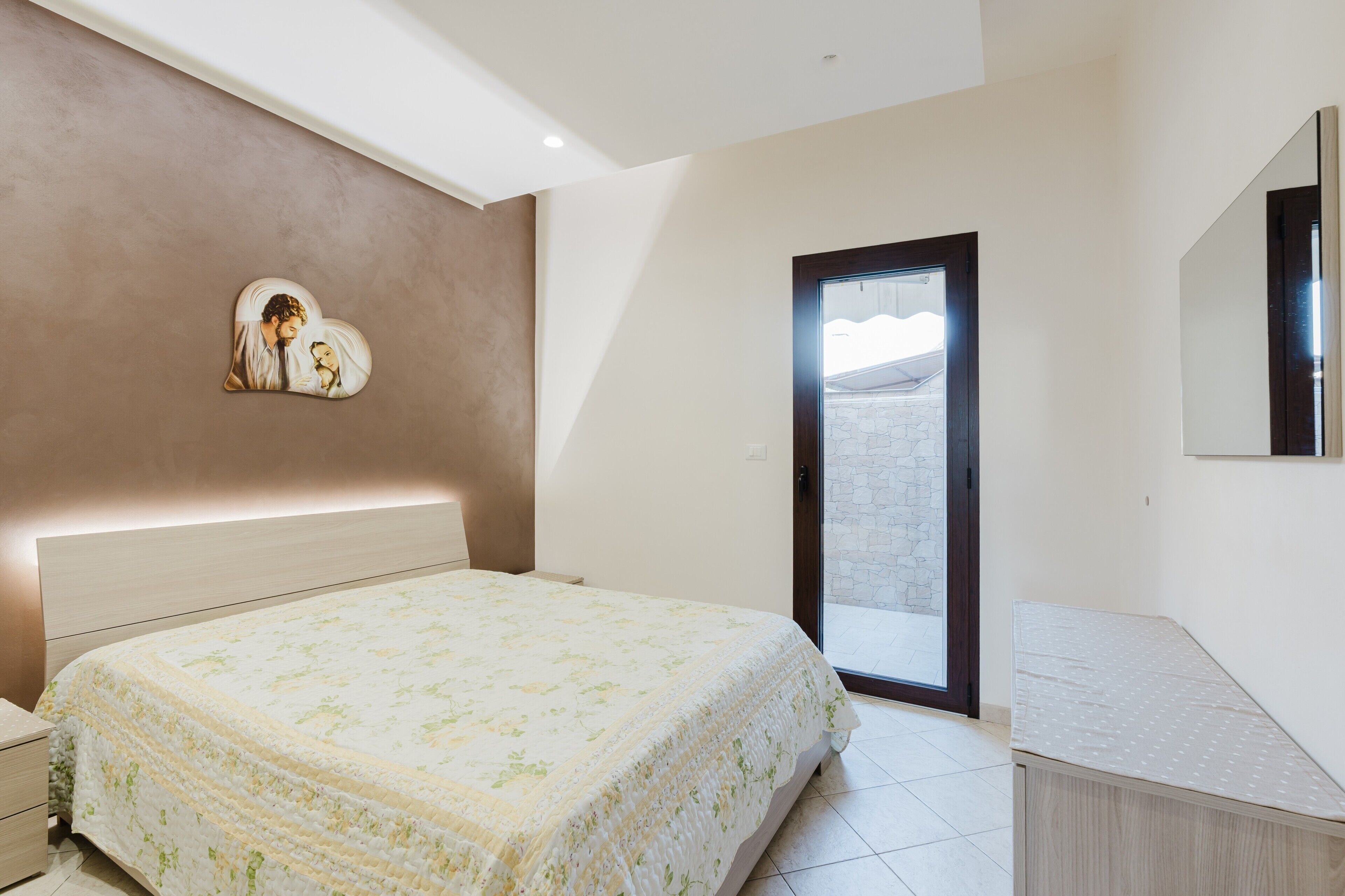 3 間睡房、熨斗/熨衫板、免費 Wi-Fi、床單