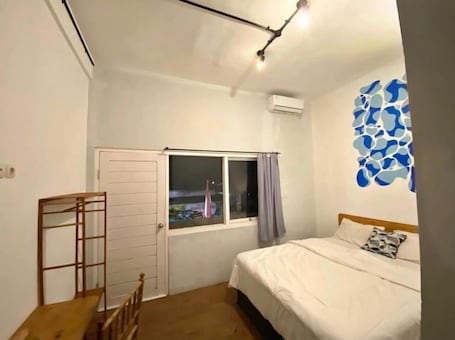 Wifi gratis y ropa de cama