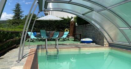 Room 'Primula' with Mountain View, Shared Pool and Wi-Fi