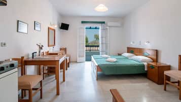 1 slaapkamer, een strijkplank/strijkijzer, gratis wifi, beddengoed