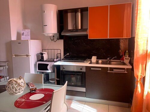 Apartment 'Sara' with Wi-Fi and Air Conditioning