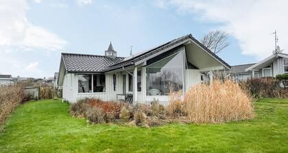 Lovely home in Faaborg with sauna