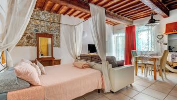 1 Schlafzimmer, kostenloses WLAN, BettwÀsche