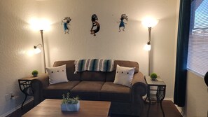 Apartment, 1 Queen-Bett und Schlafsofa | Wohnbereich