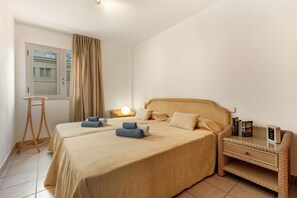 2 Schlafzimmer, Bügeleisen/Bügelbrett, kostenloses WLAN, Bettwäsche
