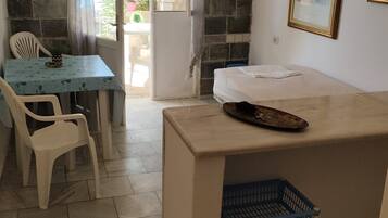 1 bedroom, free WiFi, bed sheets, wheelchair access