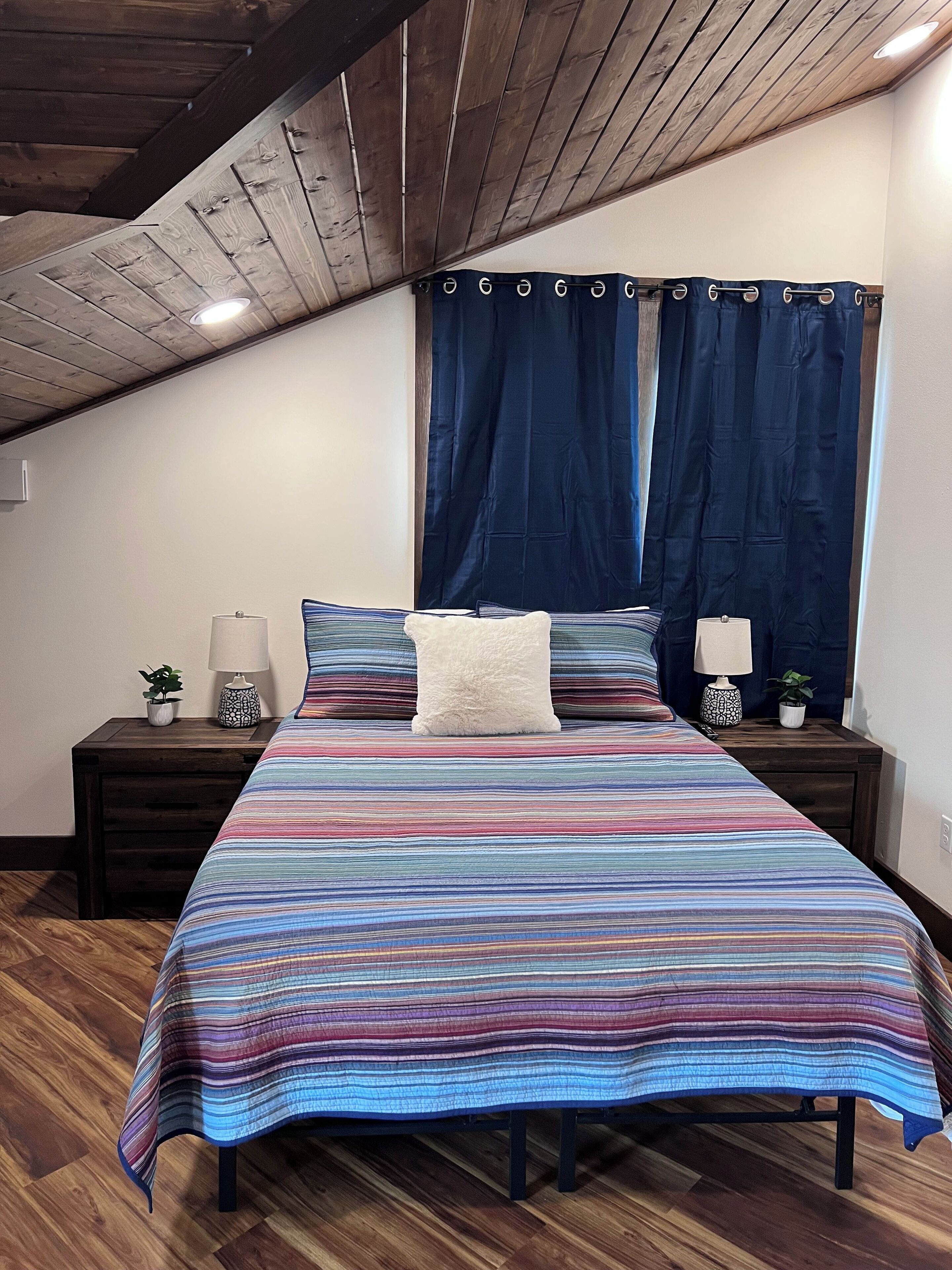 4 室のベッドルーム、アイロン / アイロン台、インターネット、ベッドシーツ